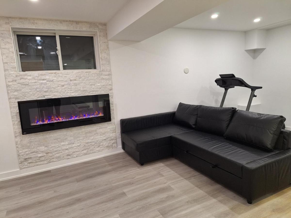 Independent Basement Studio Suite Ottawa Exteriér fotografie